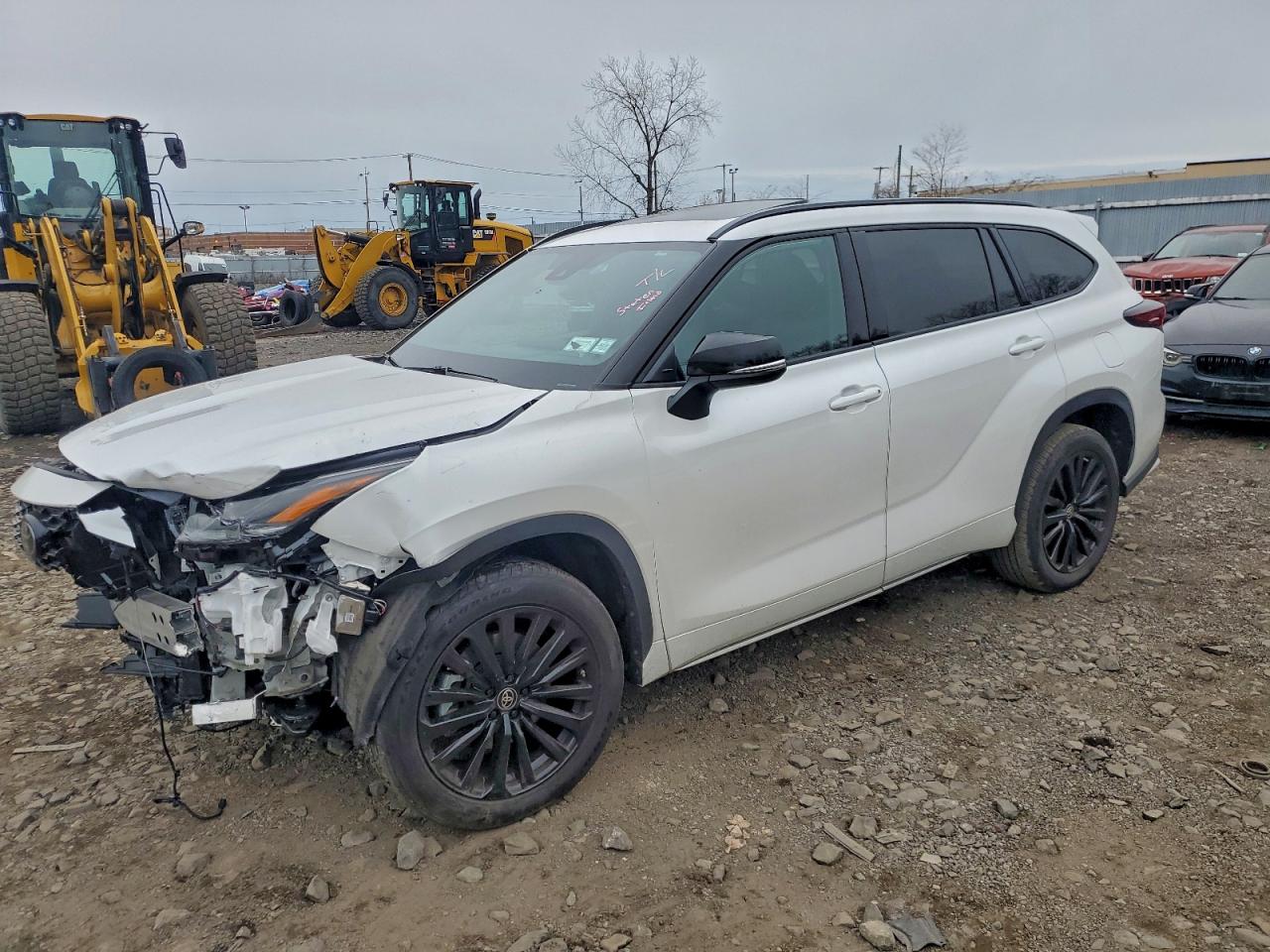 2024 TOYOTA HIGHLANDER