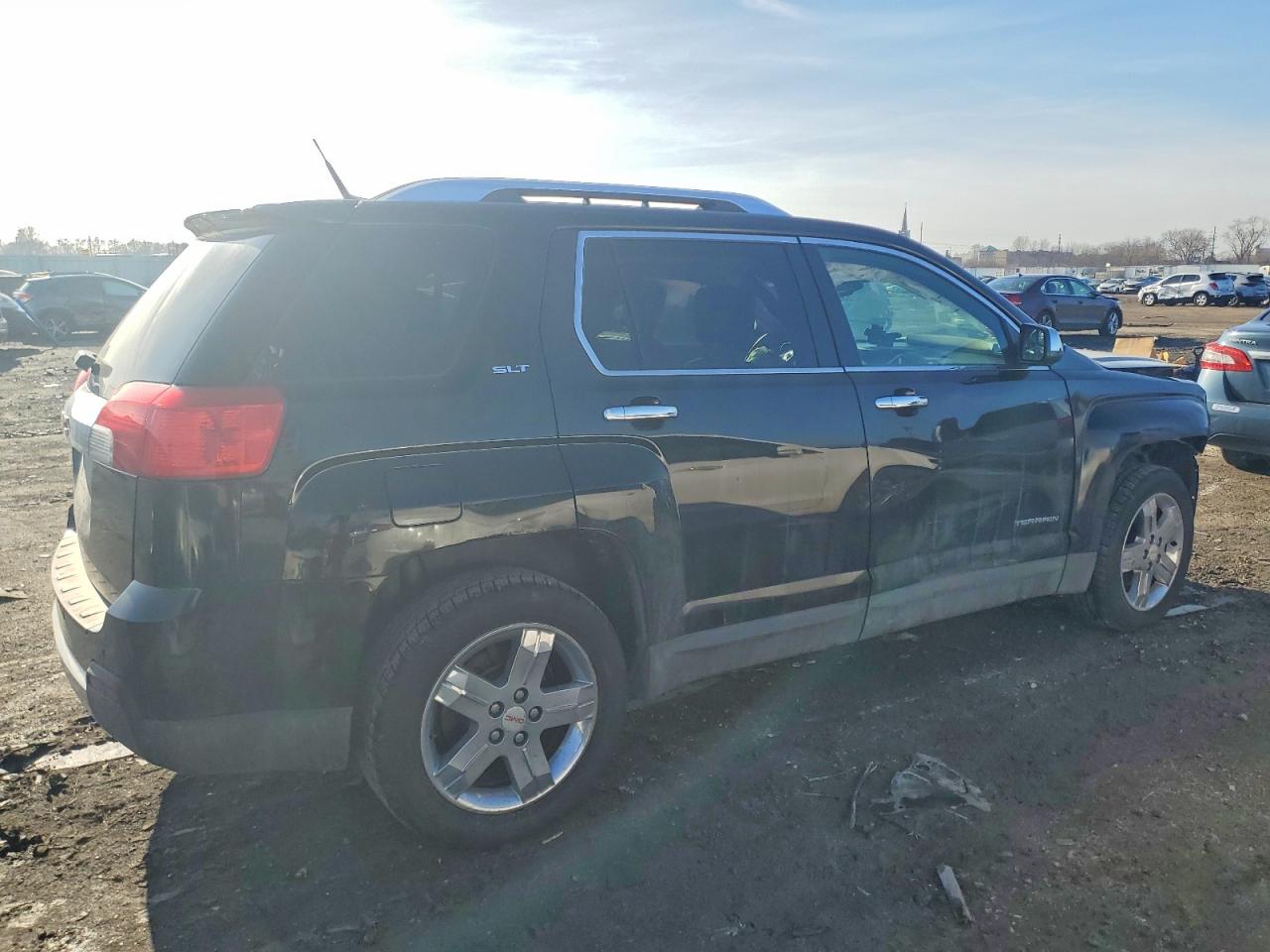 2012 GMC TERRAIN SLT photo 3