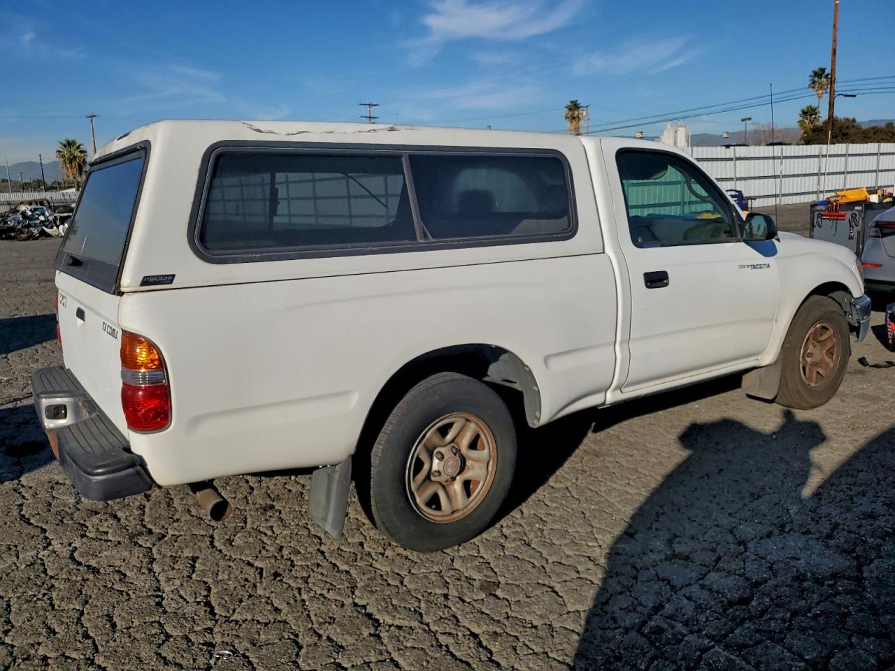 2004 TOYOTA TACOMA photo 3