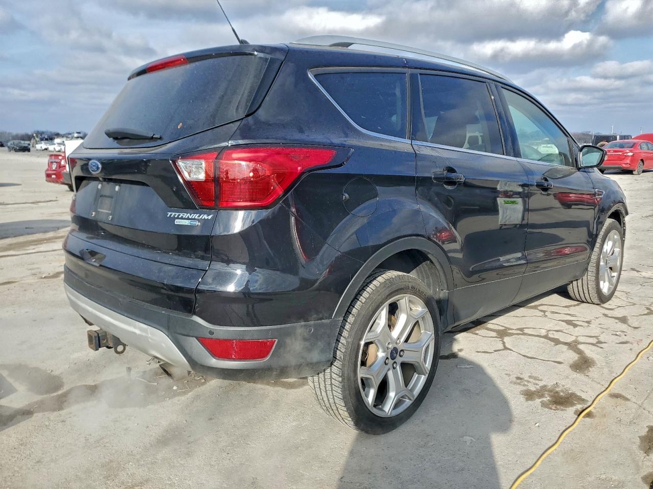 2019 FORD ESCAPE TITANIUM photo 3