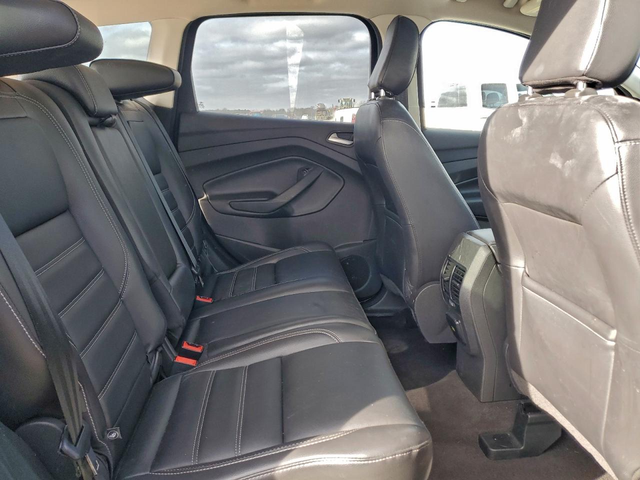 2019 FORD ESCAPE TITANIUM photo 11