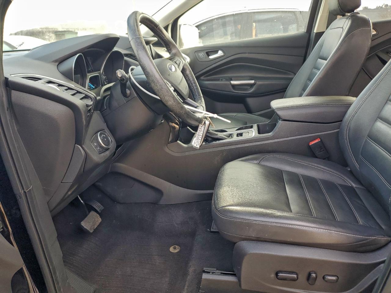 2019 FORD ESCAPE TITANIUM photo 7