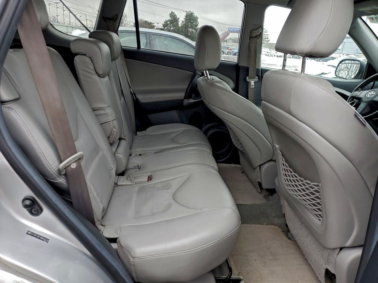 2010 TOYOTA RAV4 LIMITED photo 11