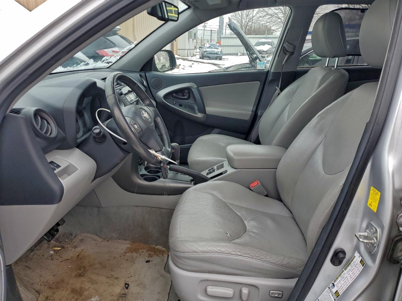 2010 TOYOTA RAV4 LIMITED photo 7