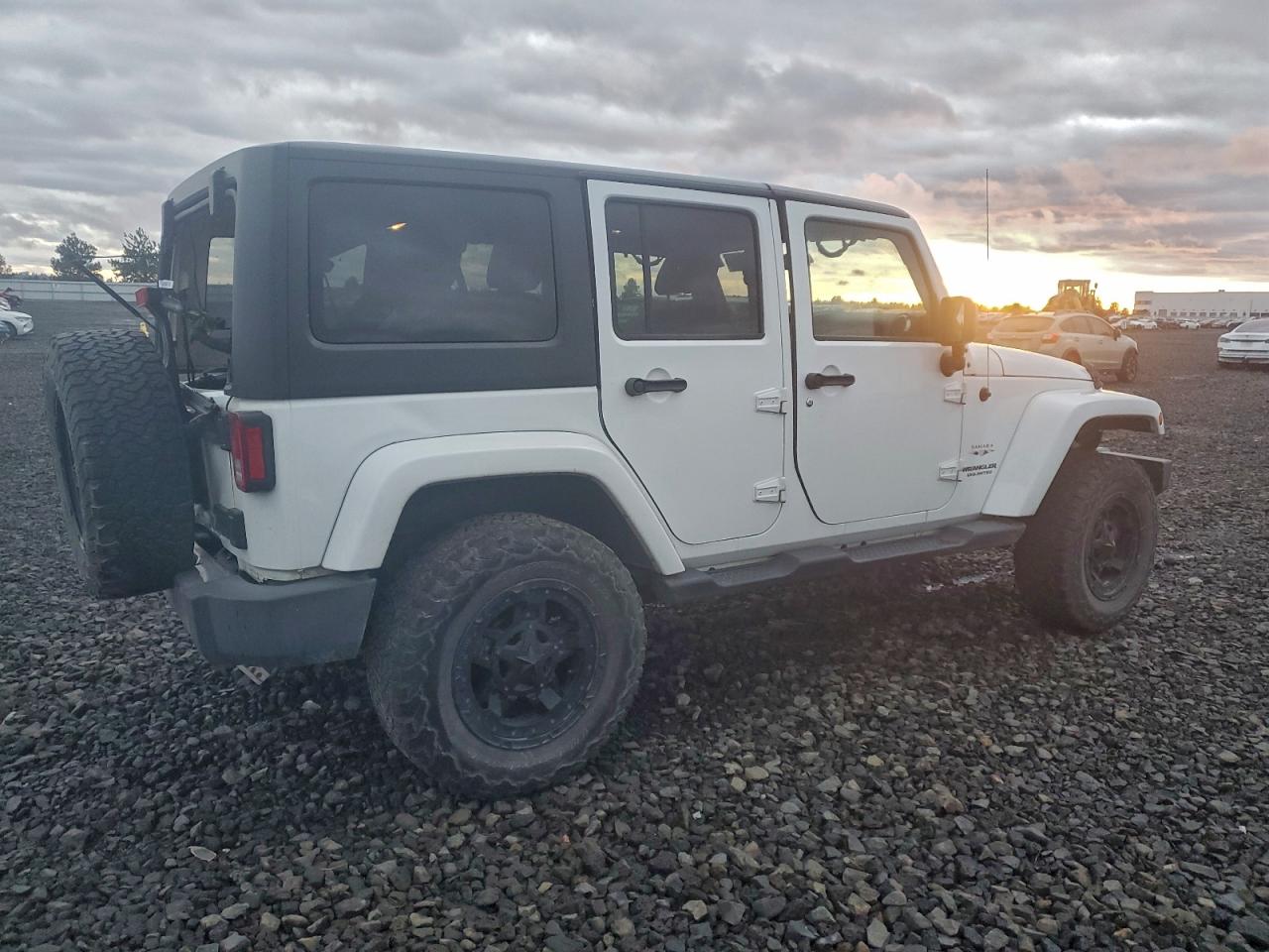 2016 JEEP WRANGLER UNLIMITED SAHARA photo 3
