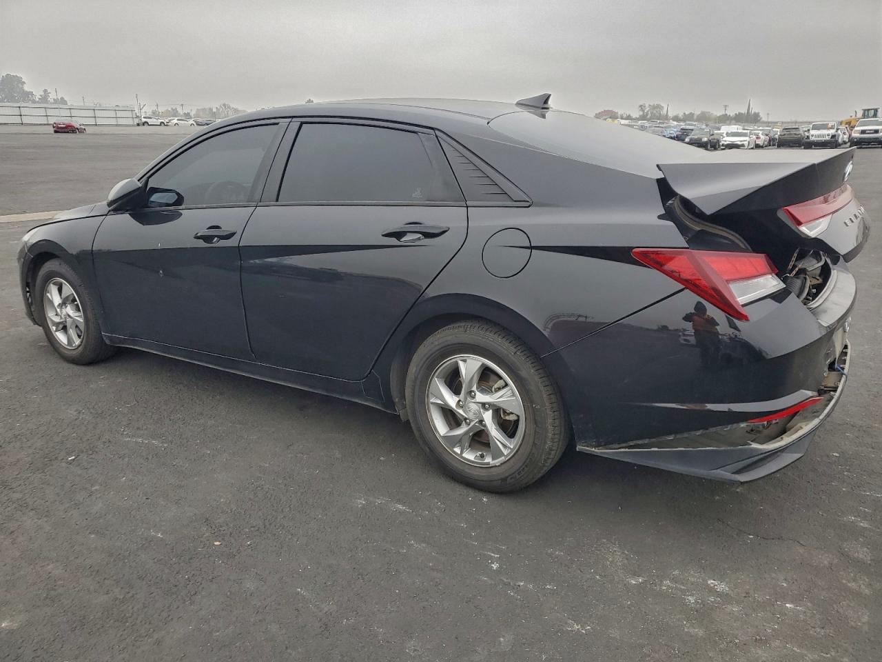 2021 HYUNDAI ELANTRA SE photo 2