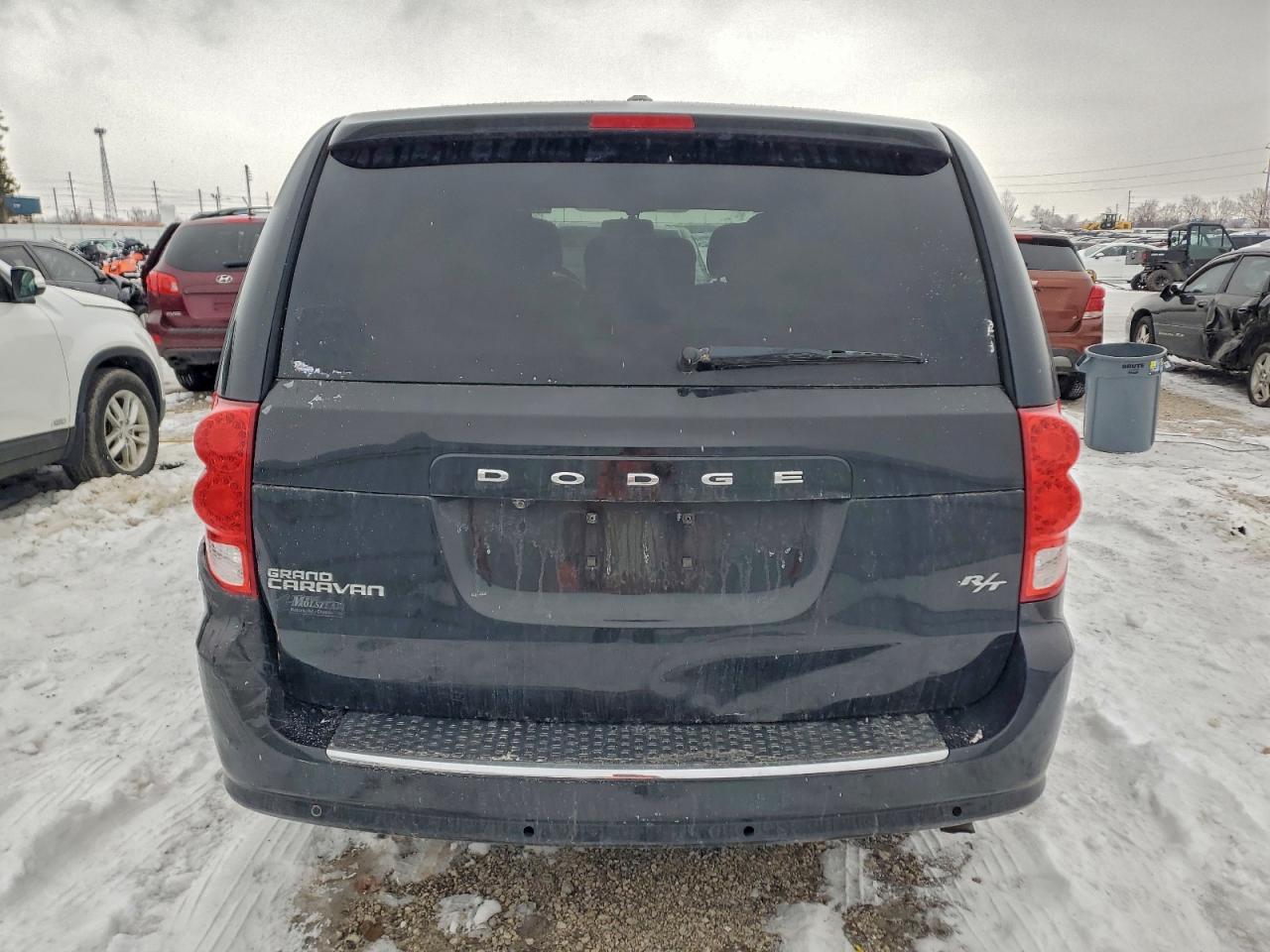 2013 DODGE GRAND CARAVAN R/T photo 6