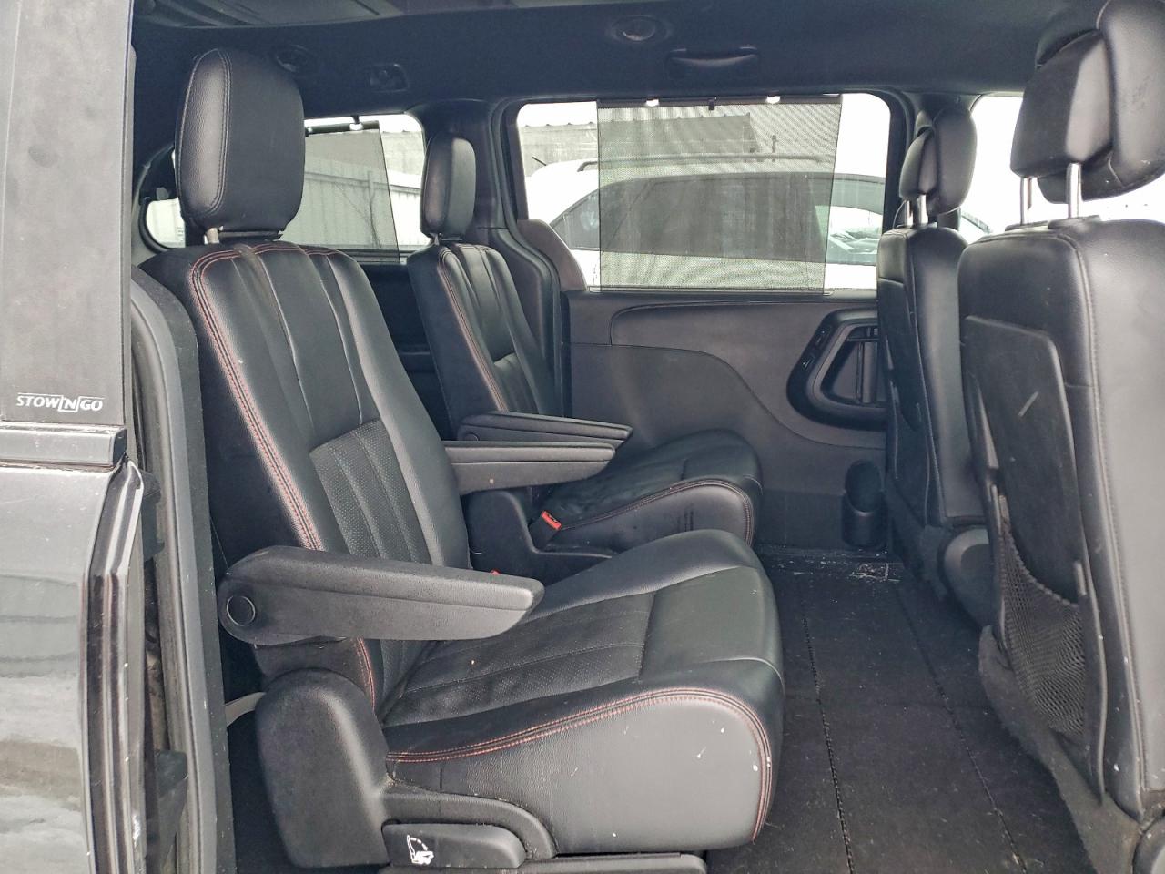 2013 DODGE GRAND CARAVAN R/T photo 11