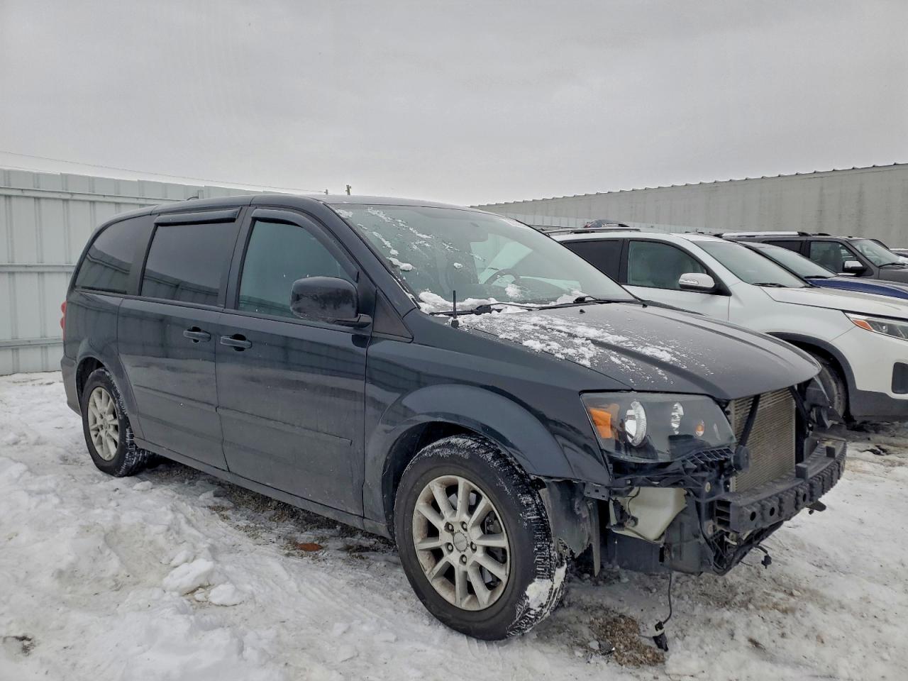 2013 DODGE GRAND CARAVAN R/T photo 4