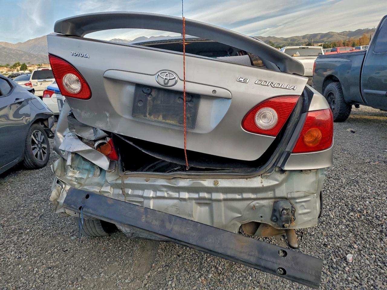 2004 TOYOTA COROLLA CE photo 6