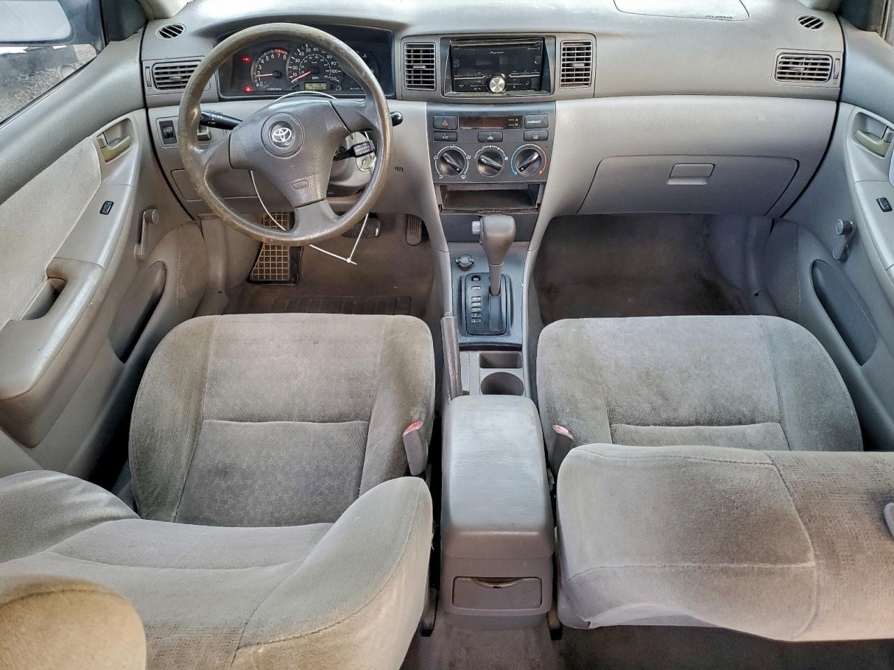2004 TOYOTA COROLLA CE photo 8