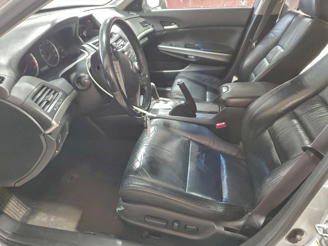2009 HONDA ACCORD EXL photo 7
