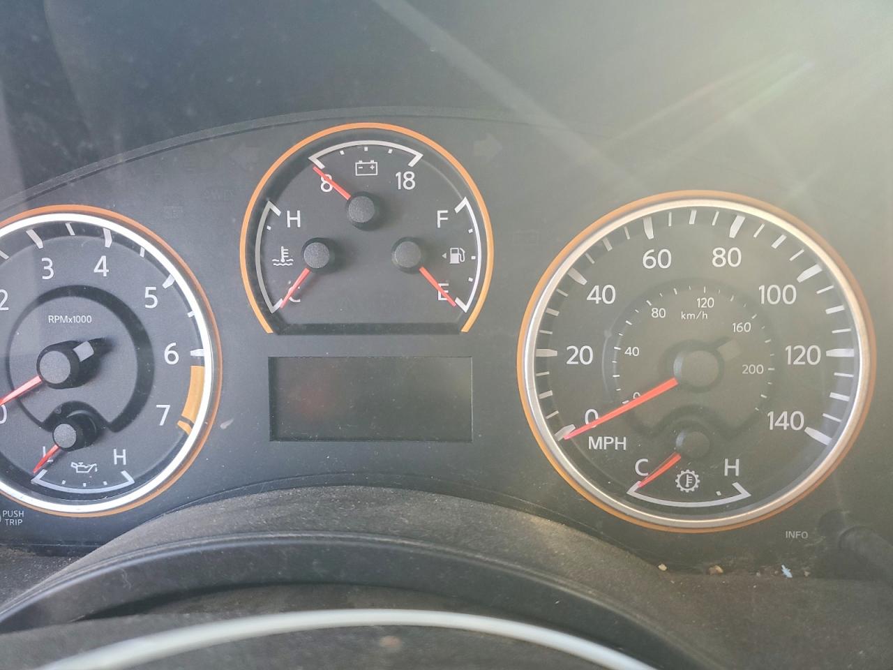 2012 NISSAN TITAN S photo 9