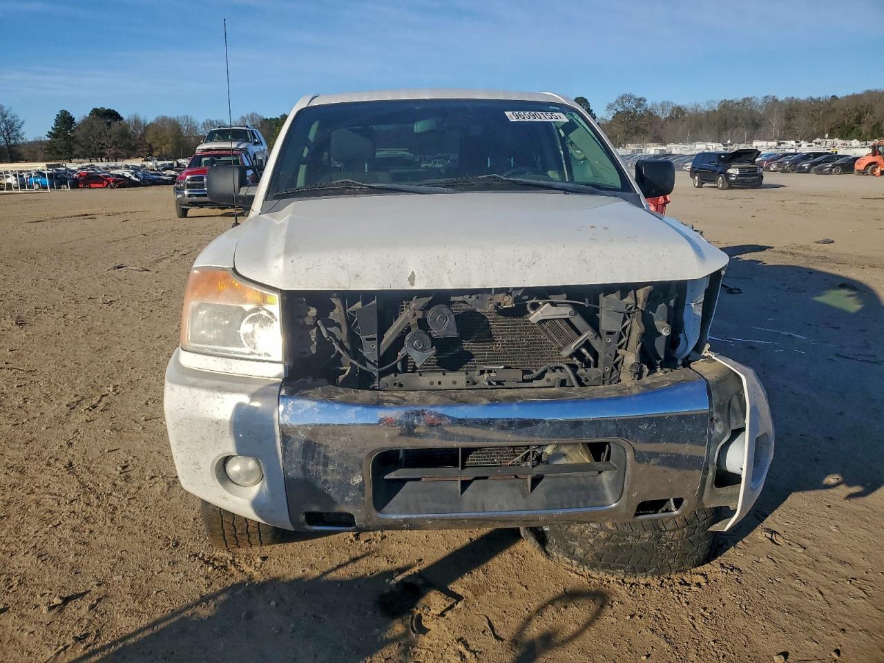 2012 NISSAN TITAN S photo 5