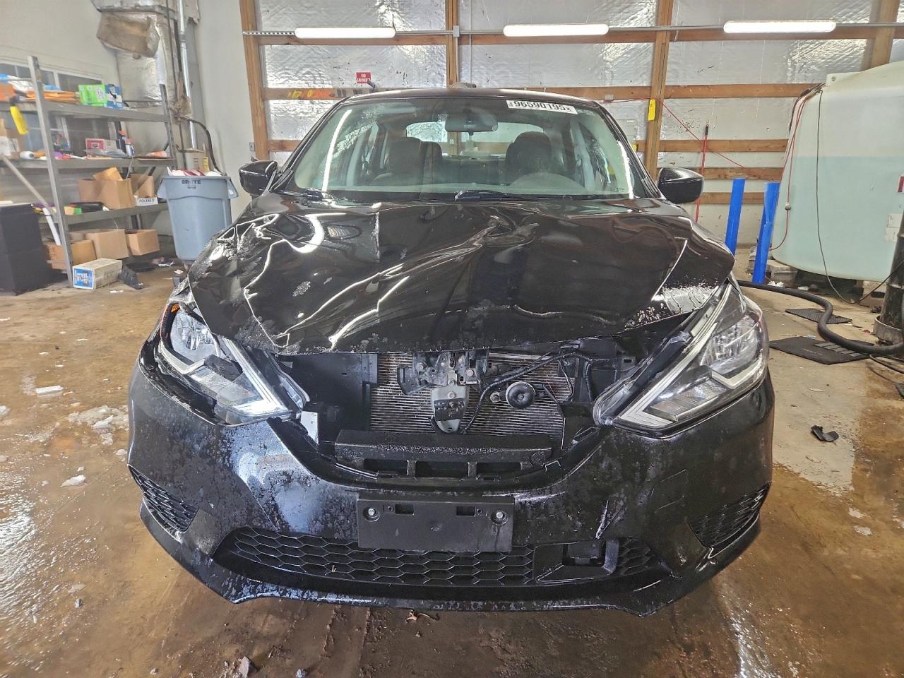 2018 NISSAN SENTRA S photo 5