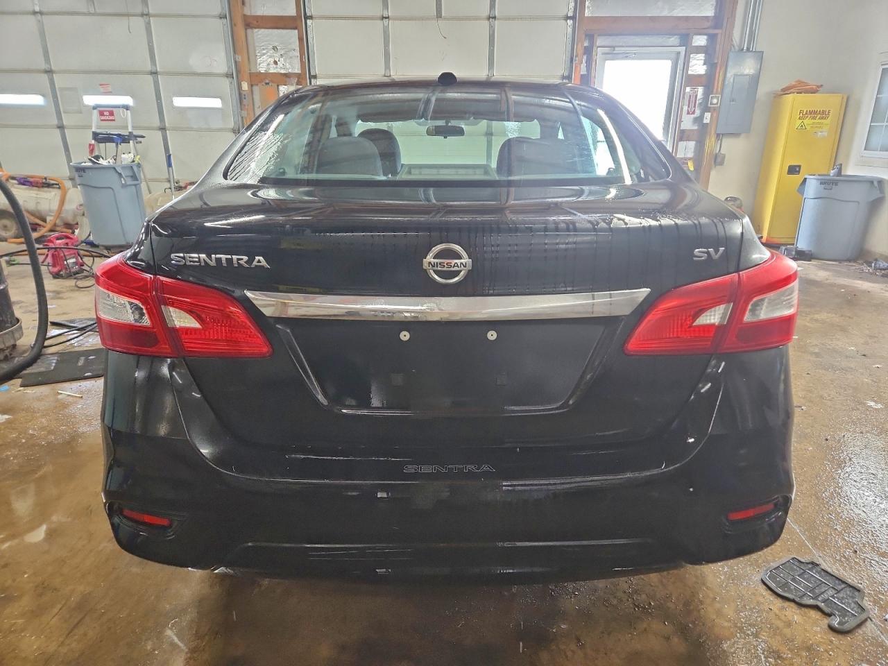 2018 NISSAN SENTRA S photo 6