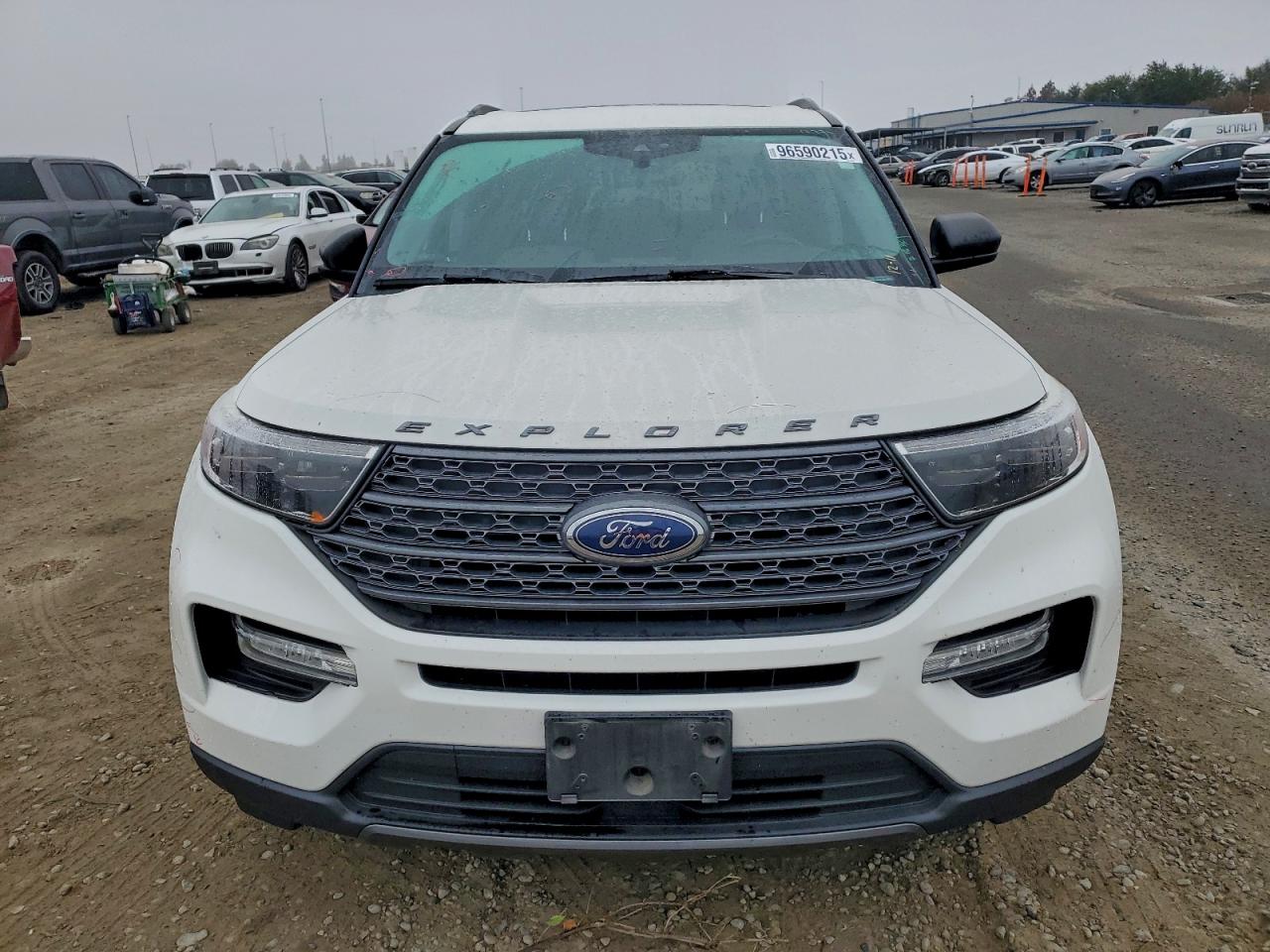 2021 FORD EXPLORER XLT photo 5