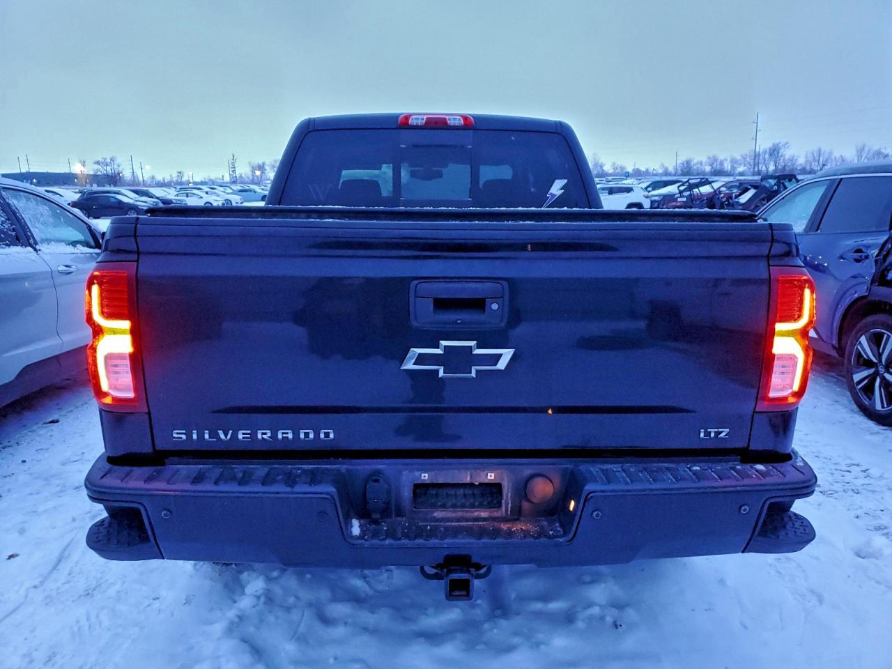 2017 CHEVROLET SILVERADO K1500 LTZ photo 6