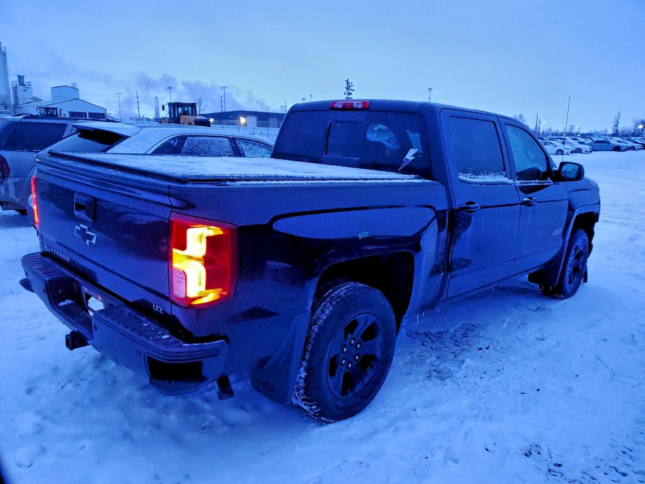 2017 CHEVROLET SILVERADO K1500 LTZ photo 3