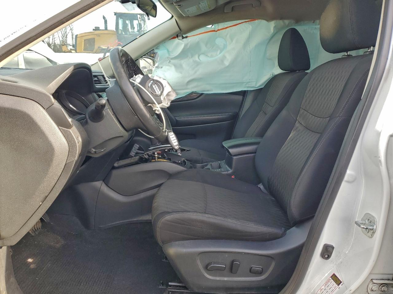2018 NISSAN ROGUE S photo 7