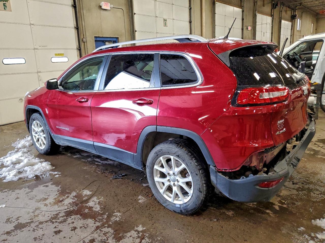 2016 JEEP CHEROKEE LATITUDE photo 2