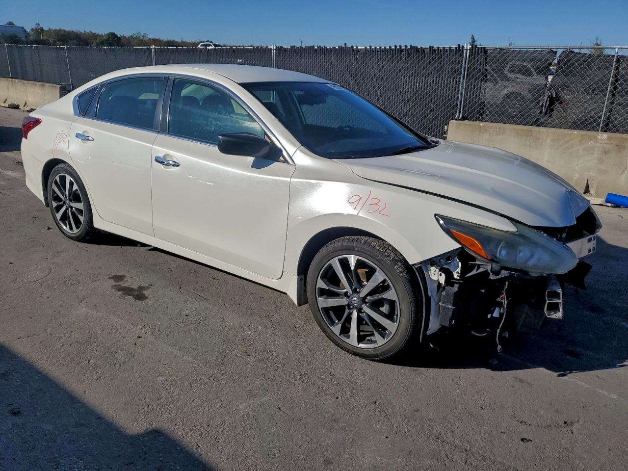 2017 NISSAN ALTIMA 2.5 photo 4