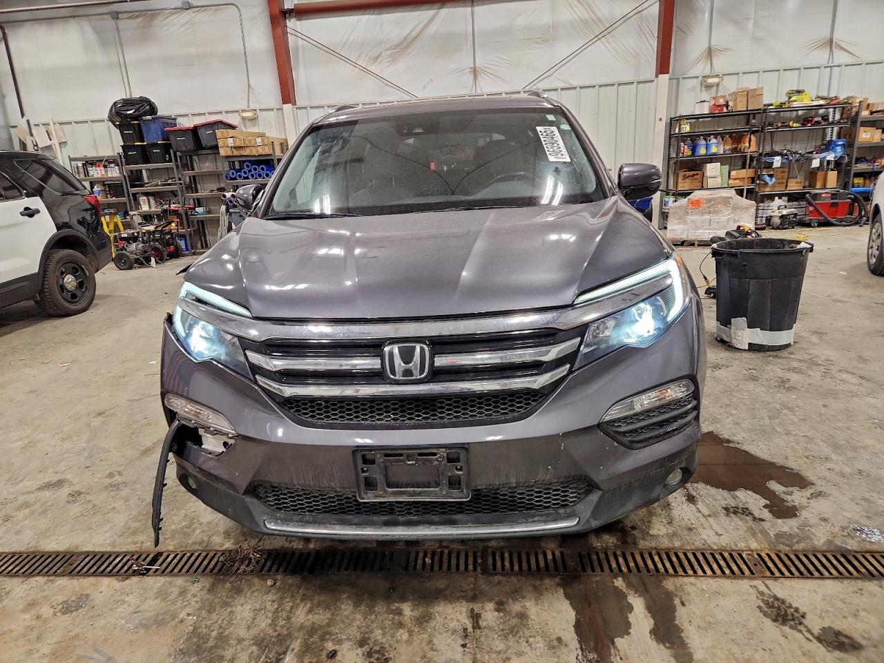2016 HONDA PILOT ELITE photo 5