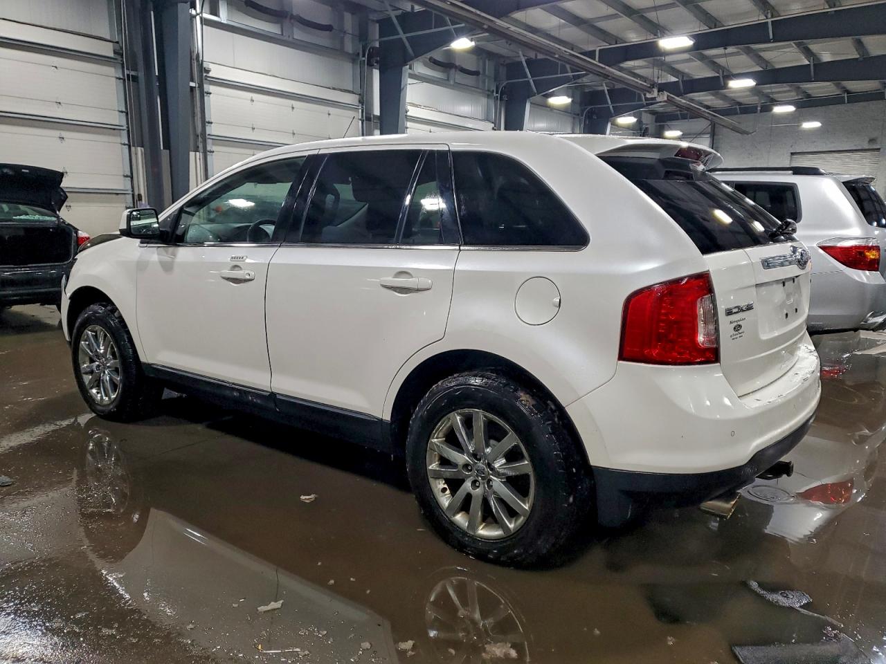2011 FORD EDGE LIMITED photo 2
