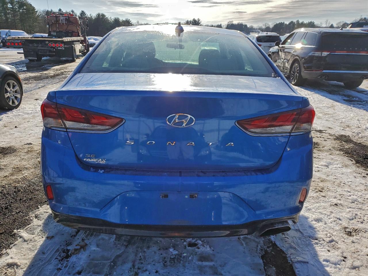 2018 HYUNDAI SONATA SE photo 6