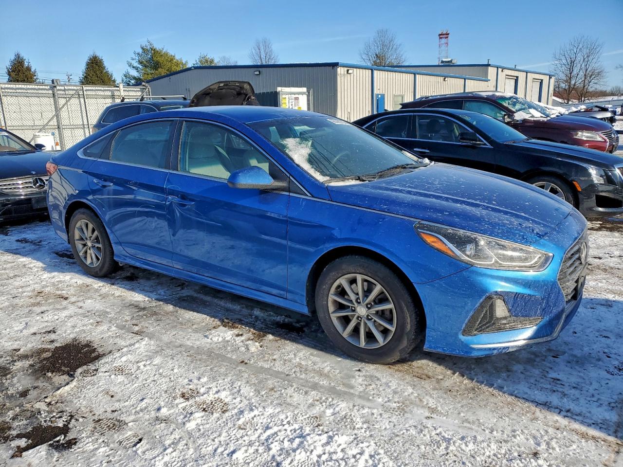 2018 HYUNDAI SONATA SE photo 4