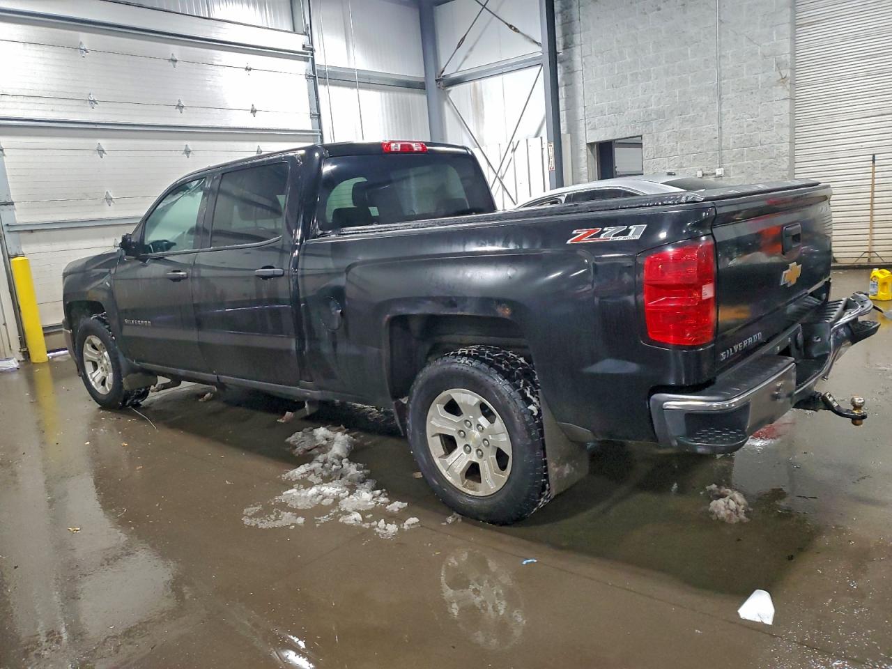 2014 CHEVROLET SILVERADO K1500 LT photo 2