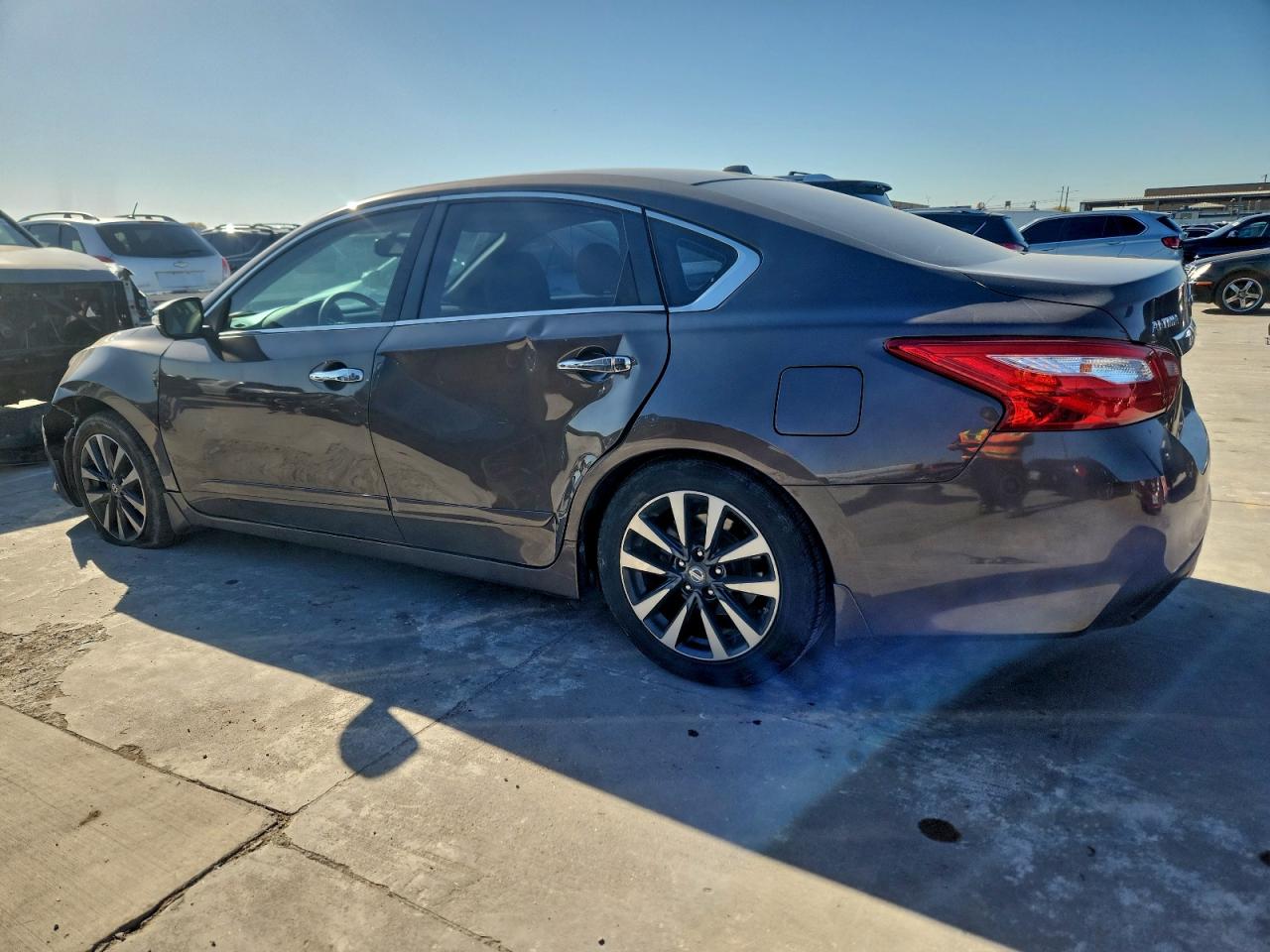 2016 NISSAN ALTIMA 2.5 SV photo 2