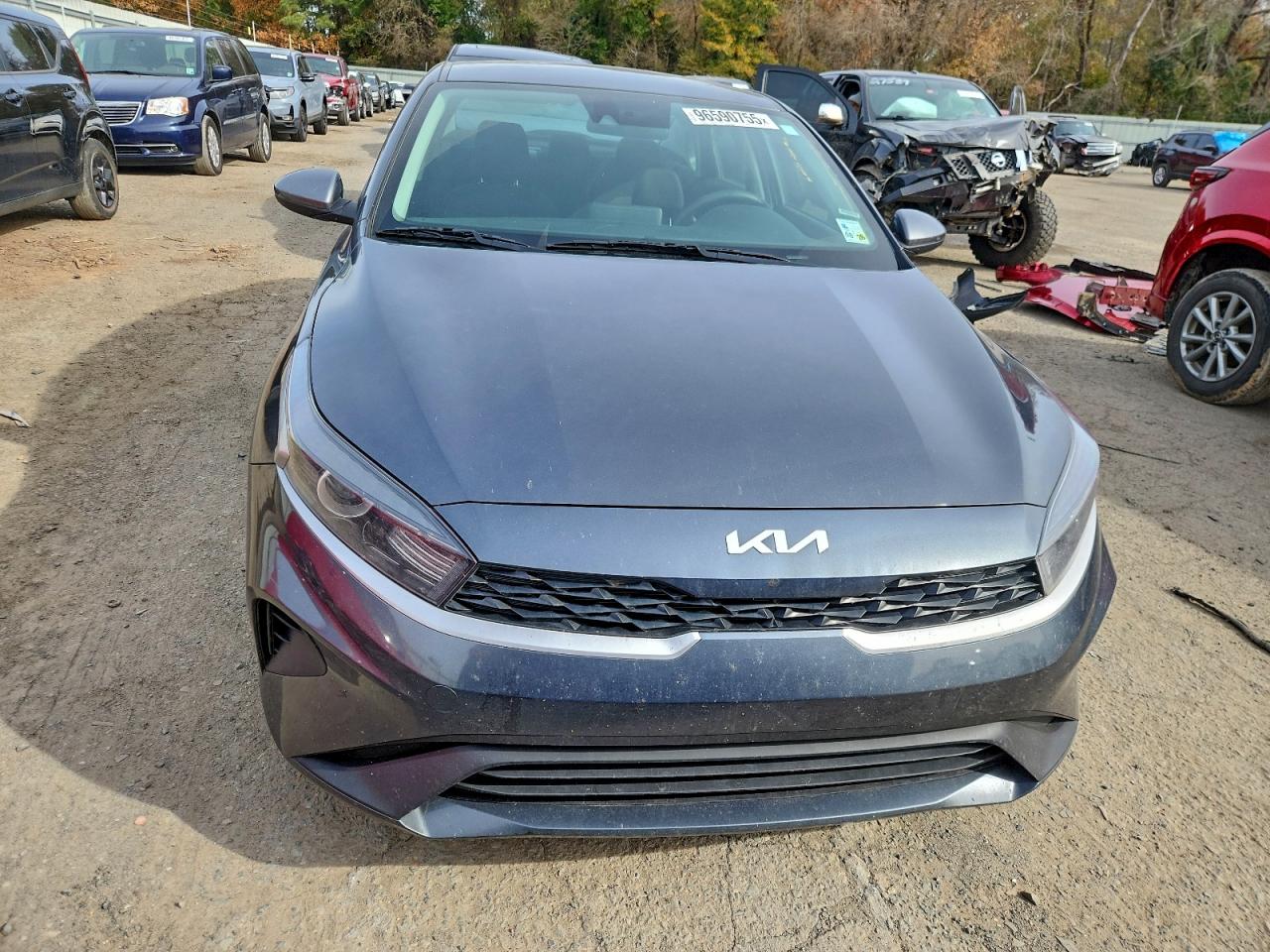 2023 KIA FORTE LX photo 5
