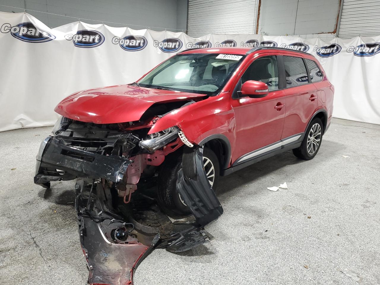 2016 MITSUBISHI OUTLANDER SE — FRONT END damage — photo 1