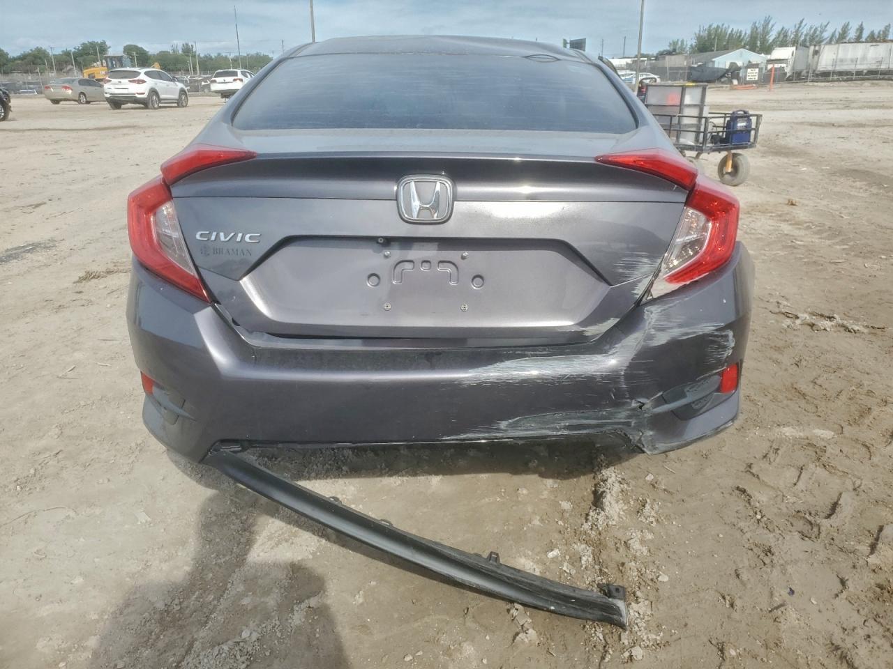 2016 HONDA CIVIC EX photo 11