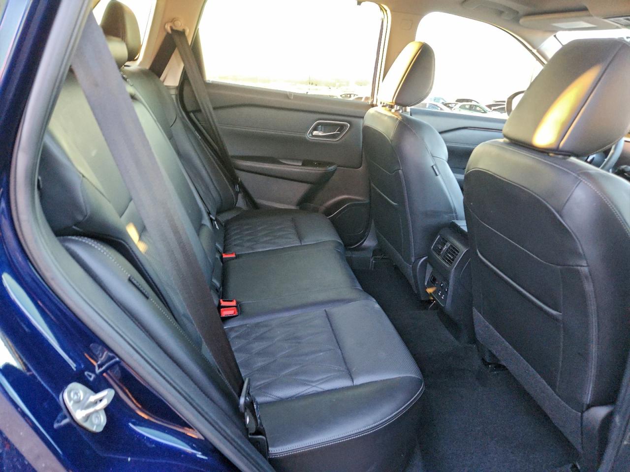 2024 NISSAN ROGUE PLATINUM photo 19