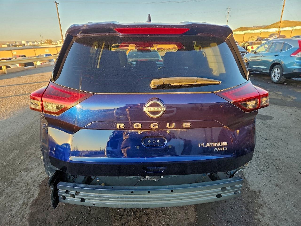 2024 NISSAN ROGUE PLATINUM photo 11