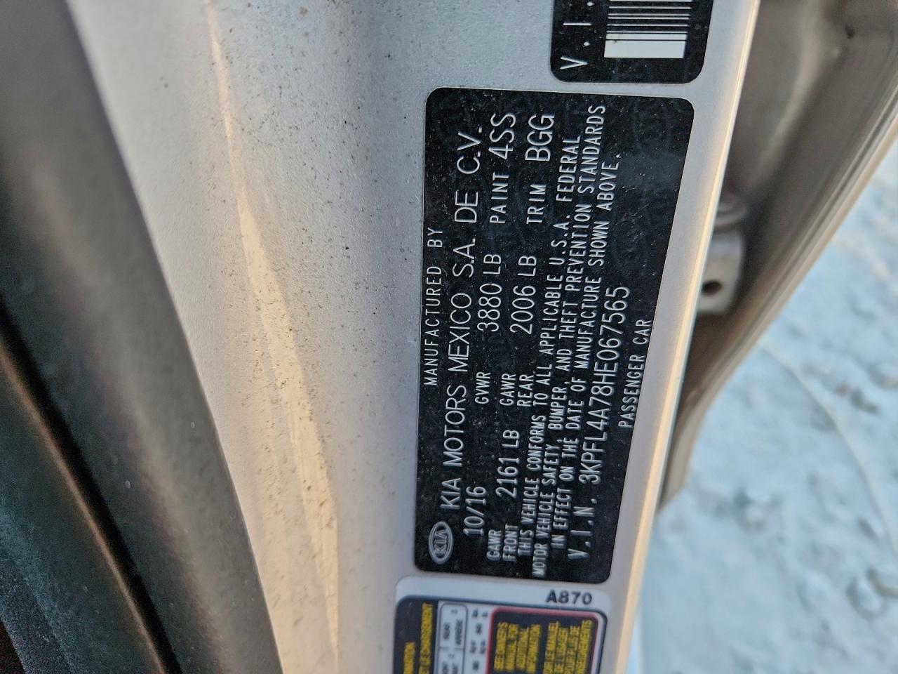 2017 KIA FORTE LX photo 12