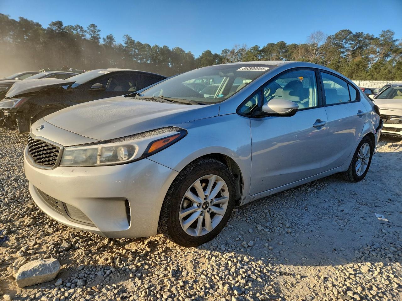2017 KIA FORTE