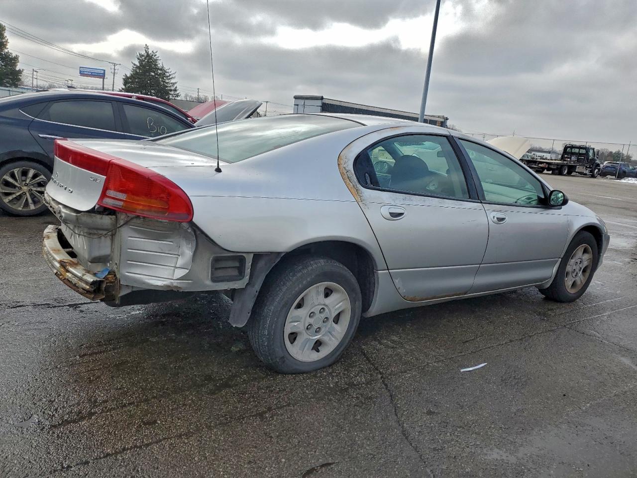2003 DODGE INTREPID SE photo 3