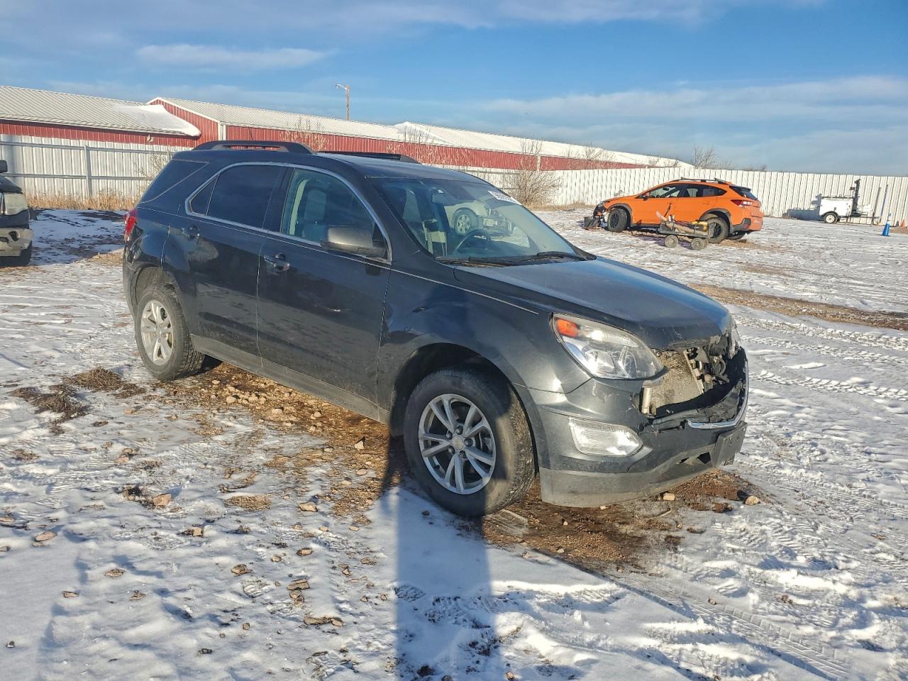 2017 CHEVROLET EQUINOX LT photo 4