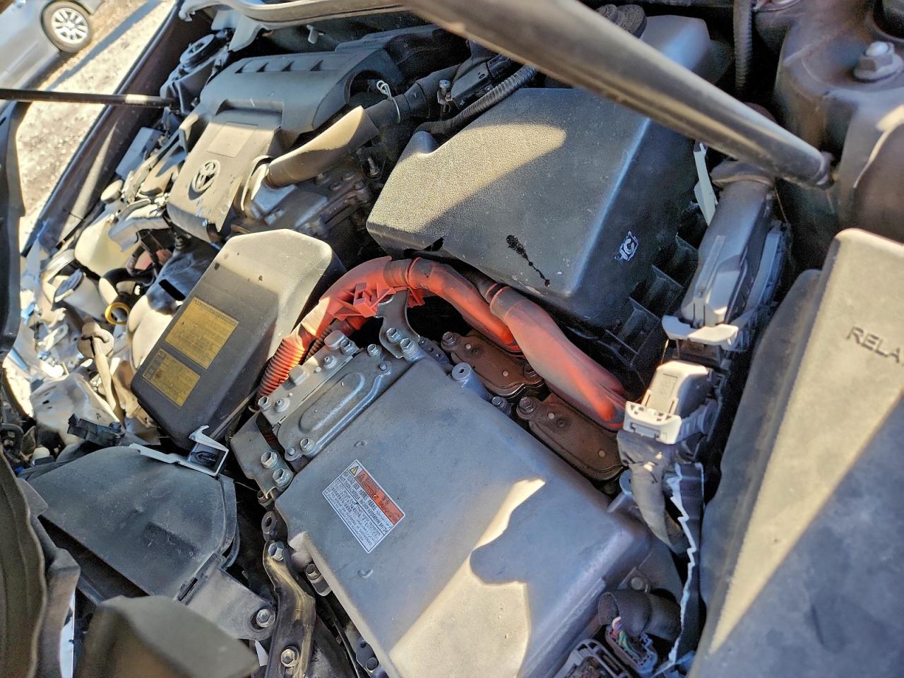 2012 TOYOTA CAMRY HYBRID photo 11