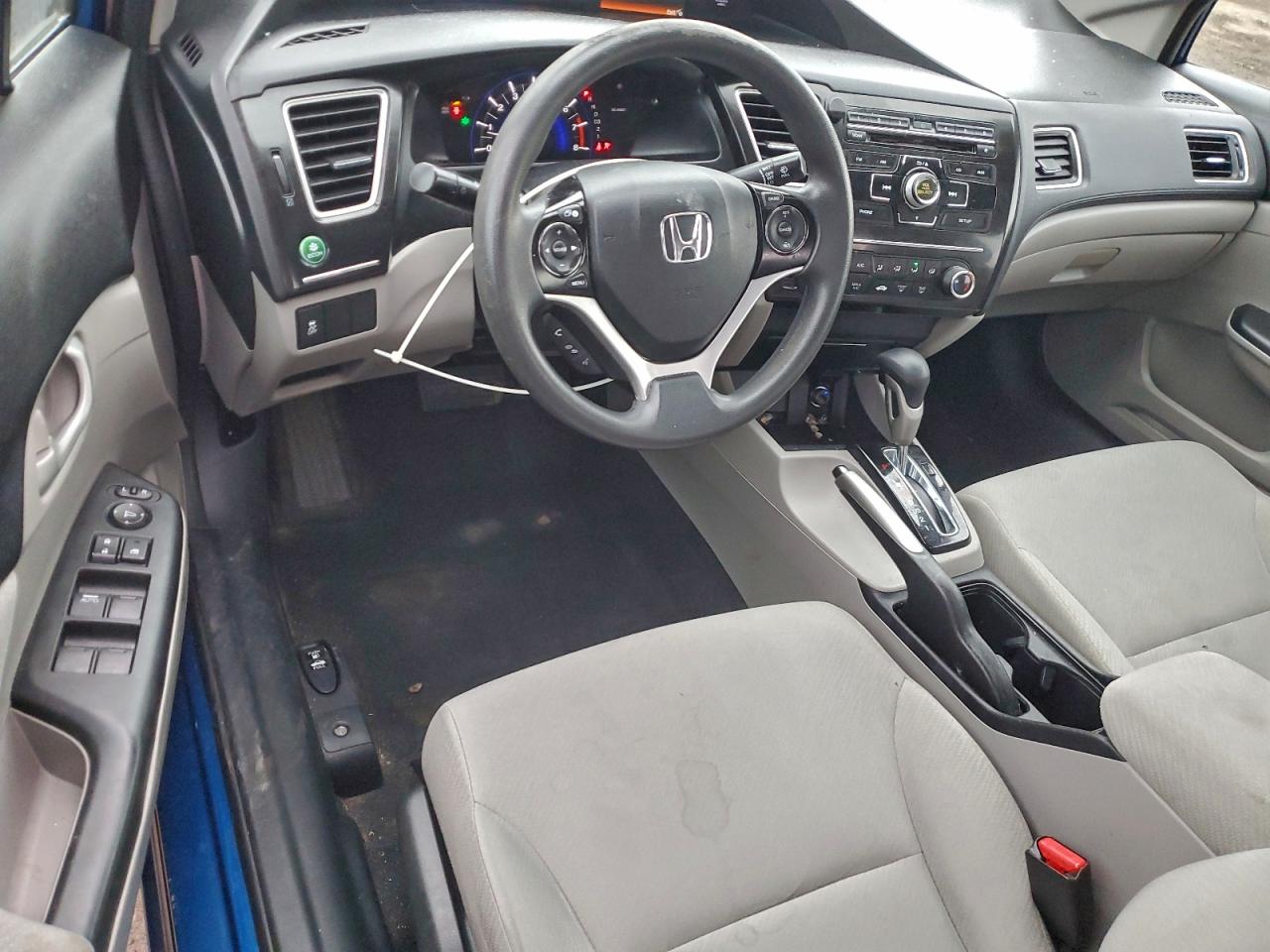 2013 HONDA CIVIC LX photo 8