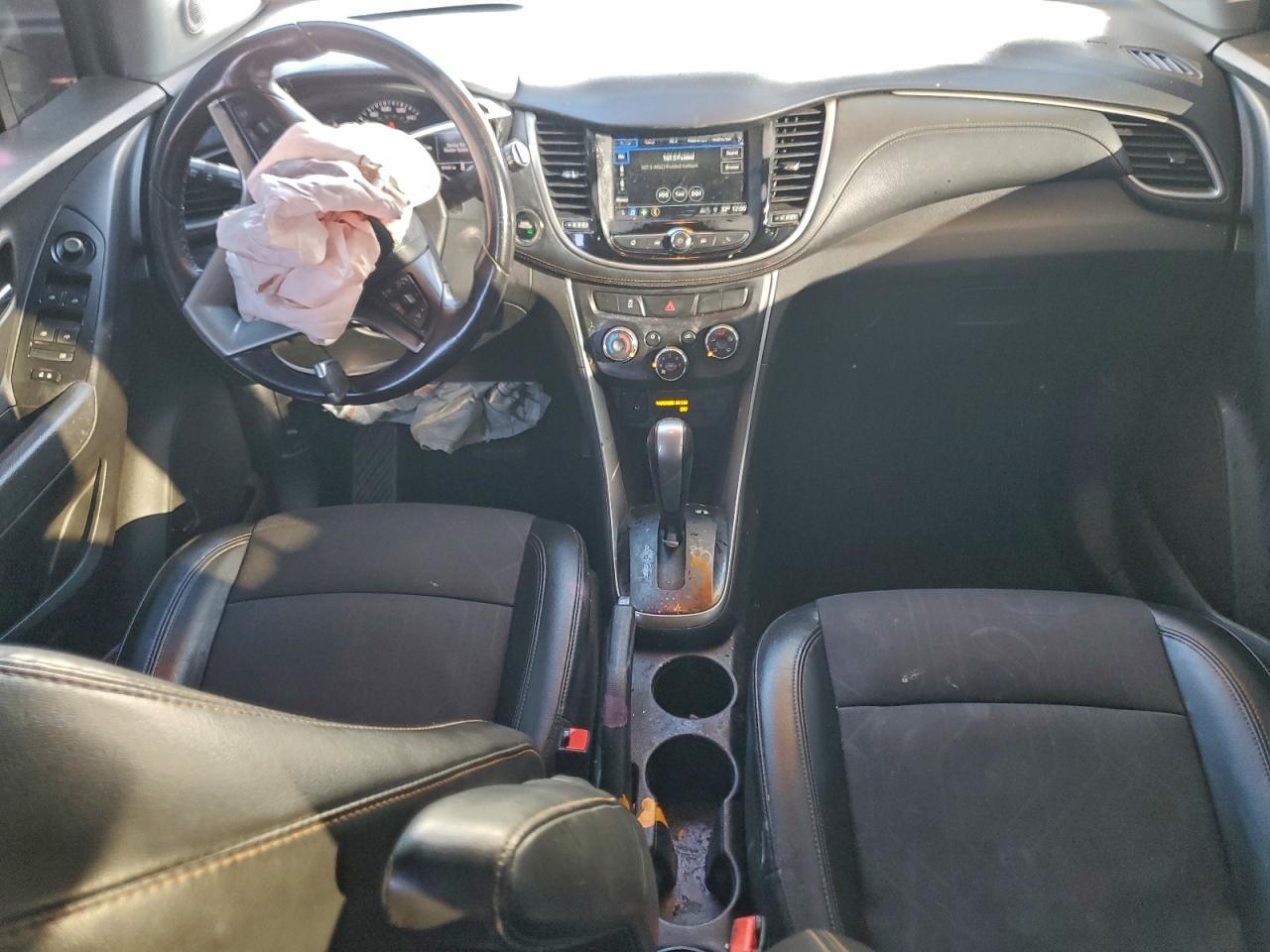 2018 CHEVROLET TRAX 1LT photo 8