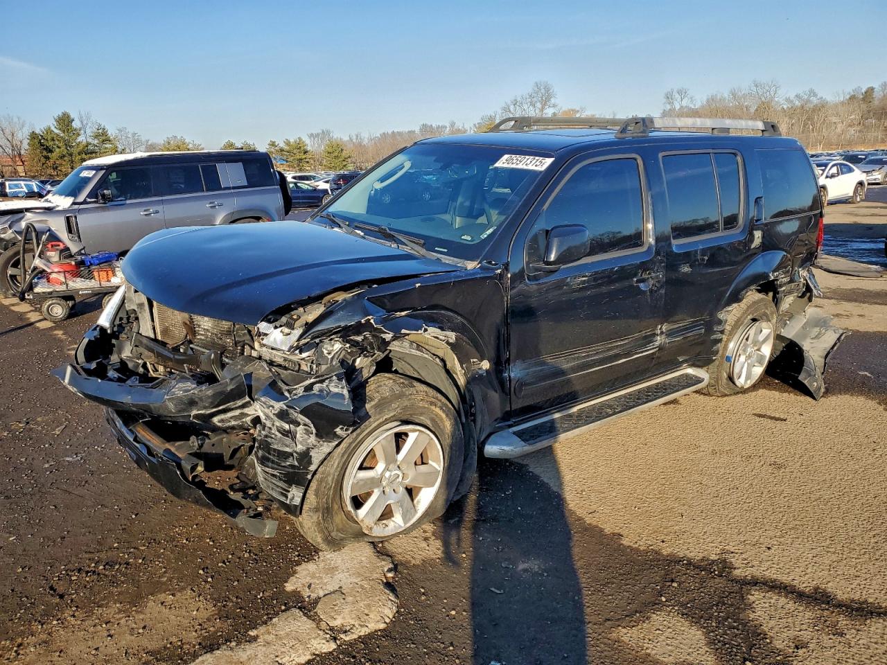 2011 NISSAN PATHFINDER