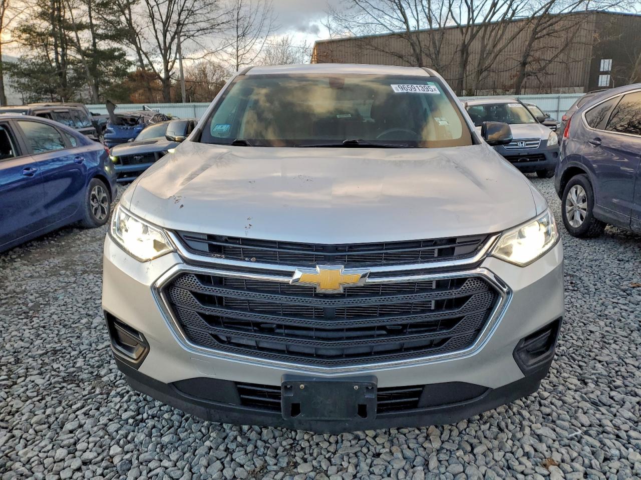 2020 CHEVROLET TRAVERSE LS photo 5