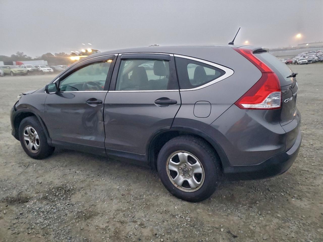 2014 HONDA CR-V LX photo 2