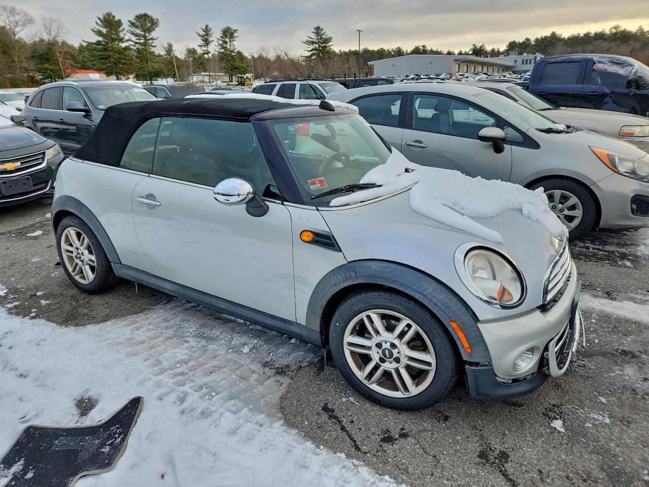 2011 MINI COOPER photo 4