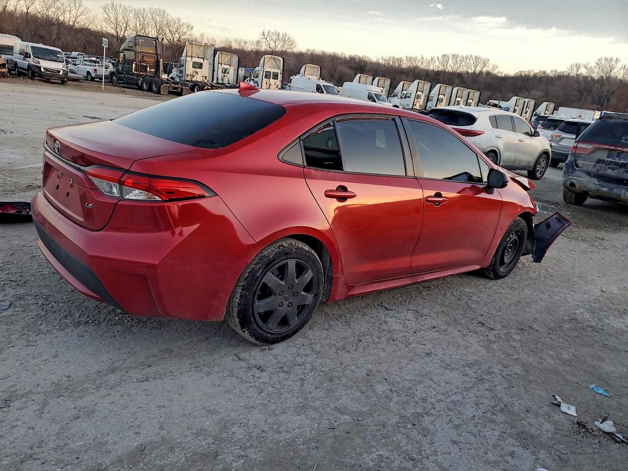 2021 TOYOTA COROLLA LE photo 3