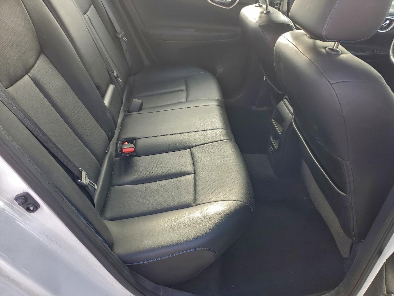 2018 NISSAN SENTRA S photo 10